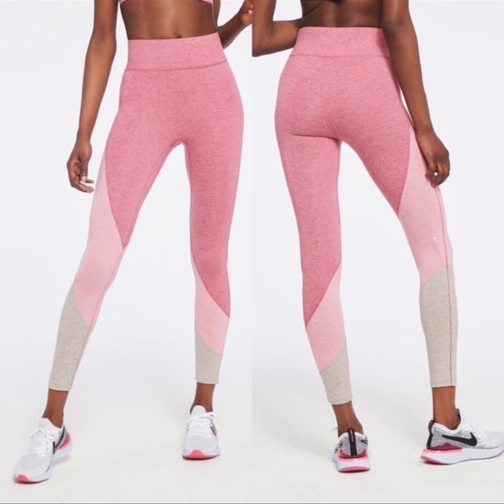 We Over Me Yin Leggings Size M